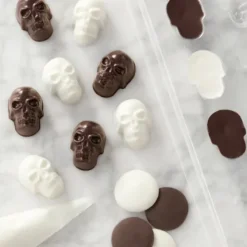 Wilton Foremki I Wykrawacze | Foremka do czekoladek Halloween czaszki -