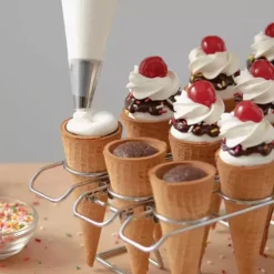 Wilton Akcesoria Kuchenne | Stojak na lody (12 rożków) -